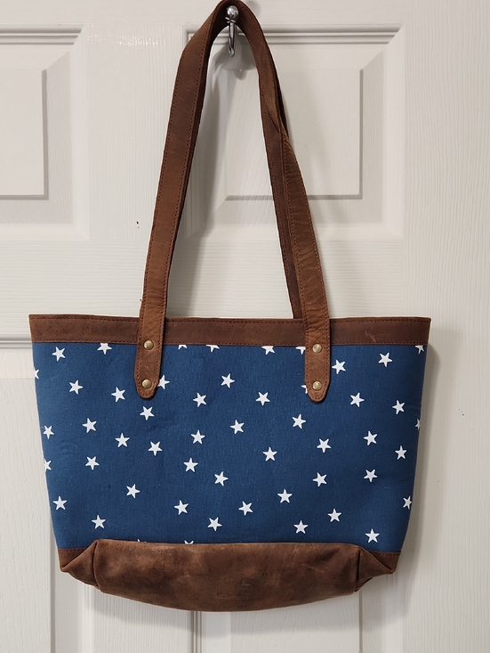 Amazon Handbags - Womens Carry Tote Navy Blue White Star Brown Suede Leather Accents NWOT